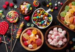 Можно ли есть сладкое при панкреатите и чем лучше питаться?
