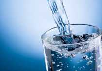 Сколько воды можно пить при панкреатите?